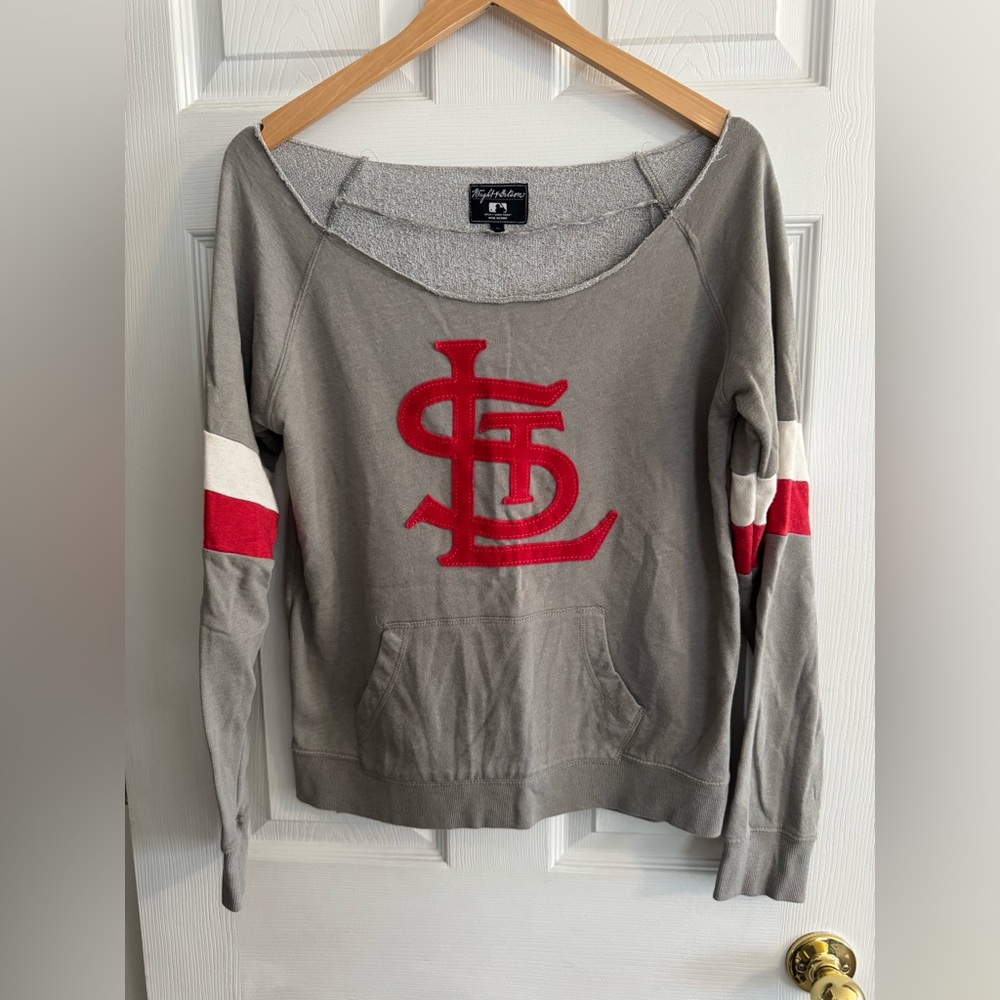 STL Cardinals Women’s Sweatshirt
